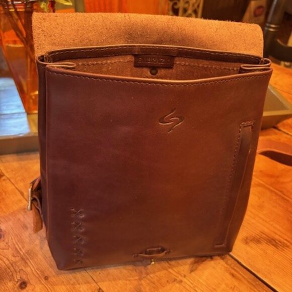 Embrazio Revival Small Handmade Leather Backpack - Coffee - Picture 9 of 10